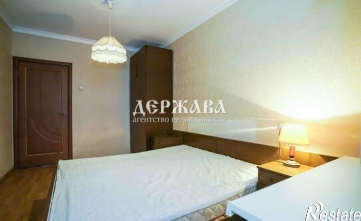 3-комн квартира мкр Жукова, 52,  д. 52