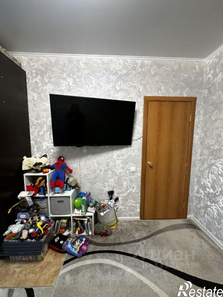 1-комн квартира мкр Заречье, 12,  д. 12