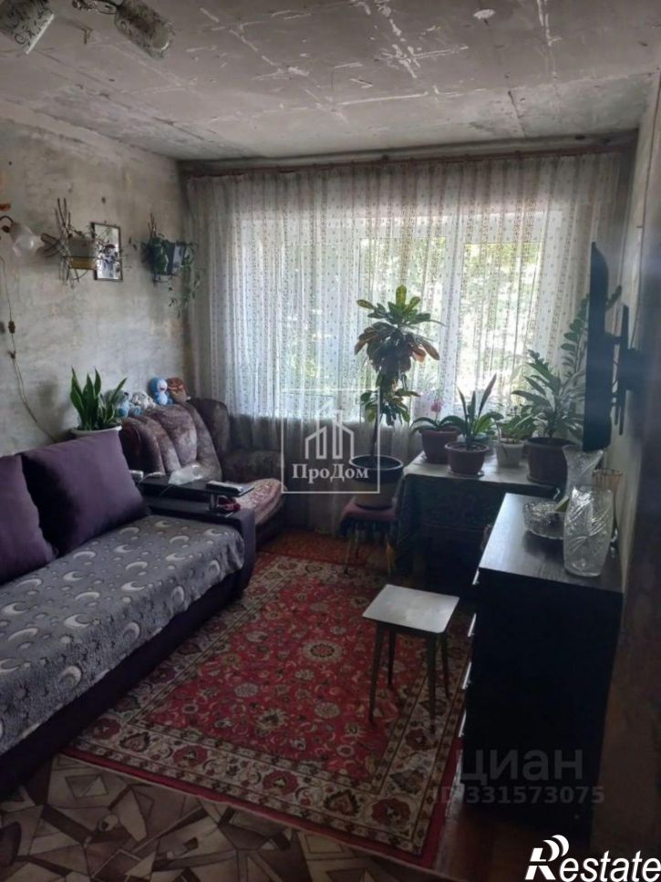 1-комн квартира мкр Горняк, 12,  д. 12