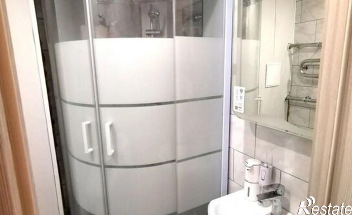 4-комн квартира Парковый мкр, 9,  д. 9