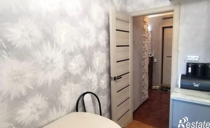 4-комн квартира Парковый мкр, 9,  д. 9