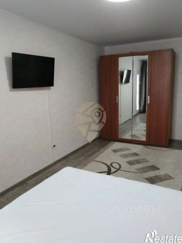 1-комн квартира мкр Космос, 11,  д. 11