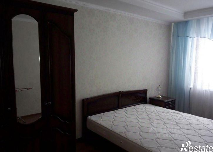 3-комн квартира Степной мкр, 14,  д. 14
