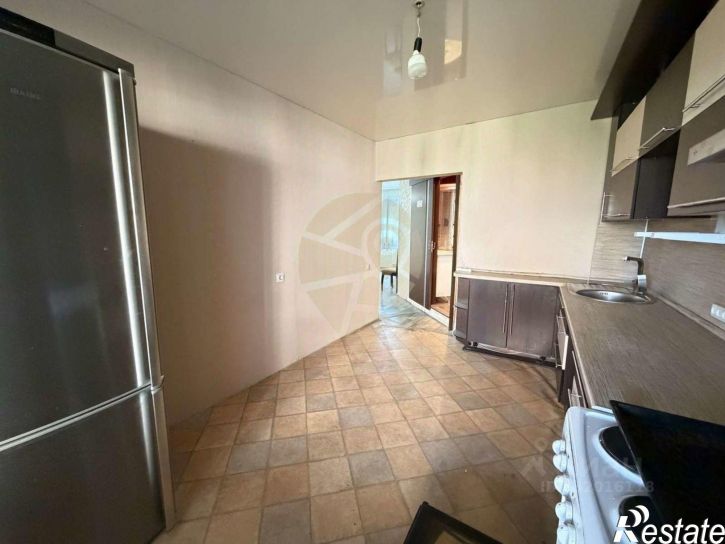 3-комн квартира мкр Королева, 32в,  д. 32в
