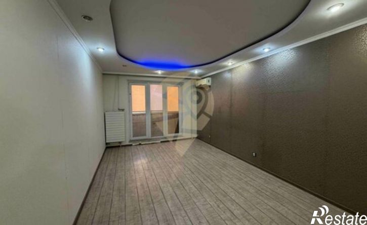 3-комн квартира мкр Королева, 32а,  д. 32а