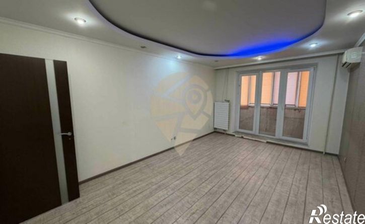 3-комн квартира мкр Королева, 32а,  д. 32а