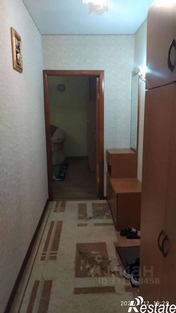 2-комн квартира мкр Макаренко, 38,  д. 38