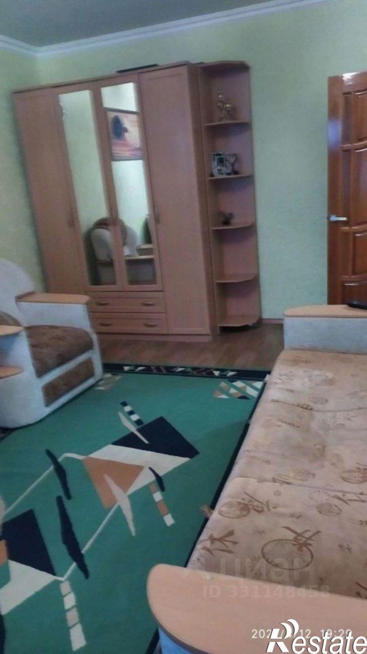 2-комн квартира мкр Макаренко, 38,  д. 38