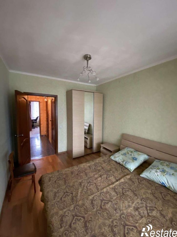 3-комн квартира мкр Жукова, 20,  д. 20