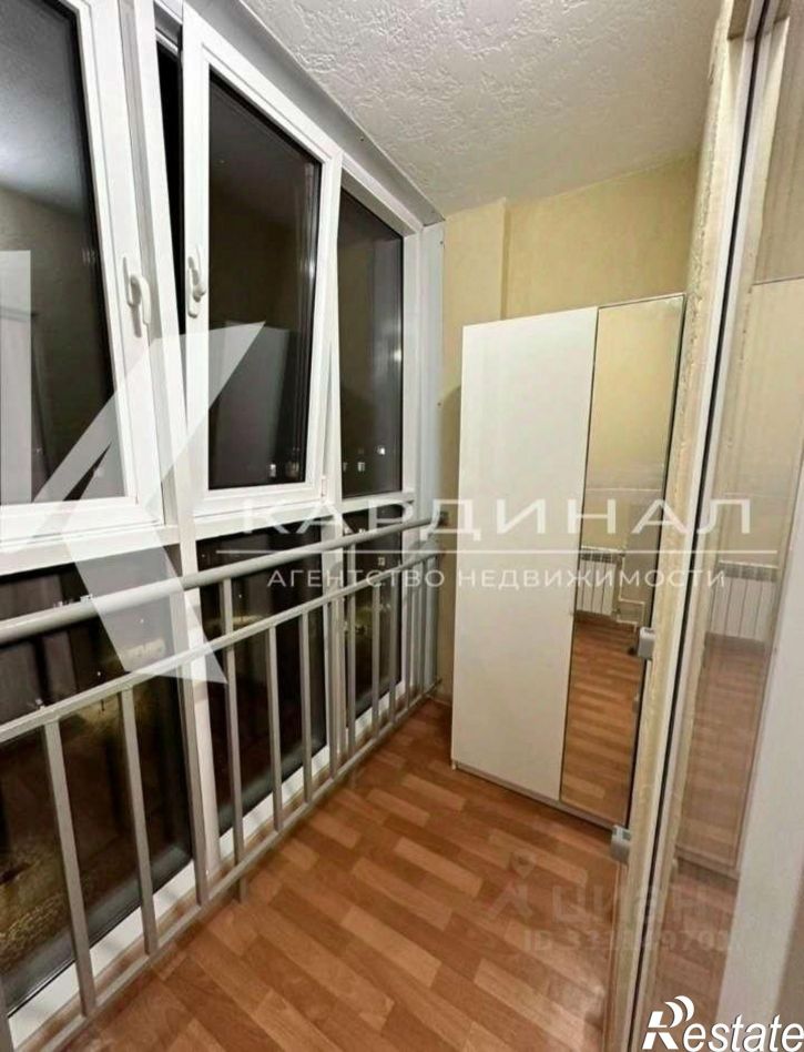 1-комн квартира мкр Космос, 11,  д. 11