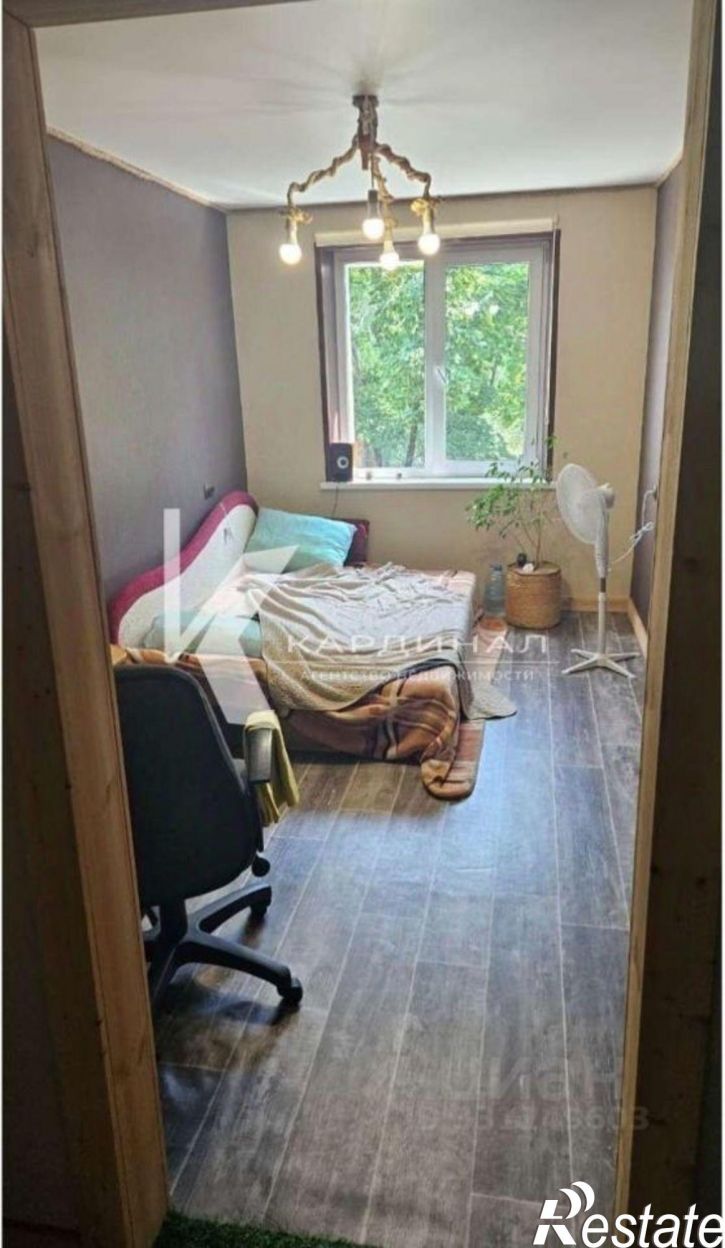2-комн квартира мкр Молодогвардеец, 12,  д. 12