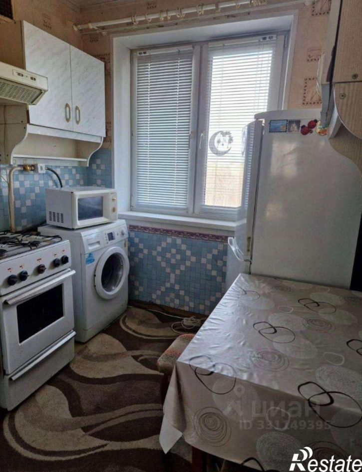 3-комн квартира Парковый мкр, 16,  д. 16