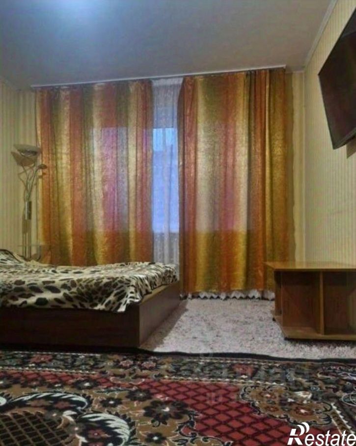 3-комн квартира Восточный мкр, 1,  д. 1