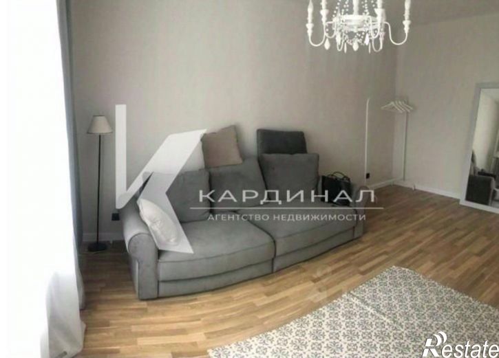 1-комн квартира мкр Космос, 15,  д. 15