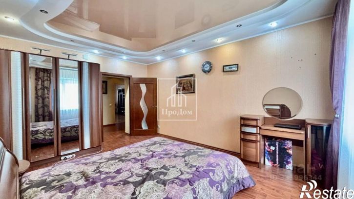 3-комн квартира Степной мкр, 9,  д. 9