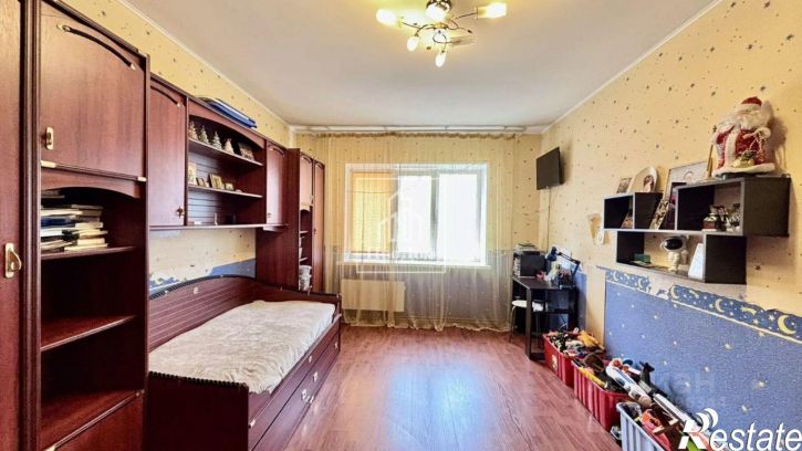 3-комн квартира Степной мкр, 9,  д. 9