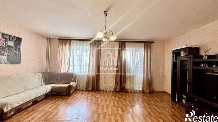 3-комн квартира Степной мкр, 9,  д. 9