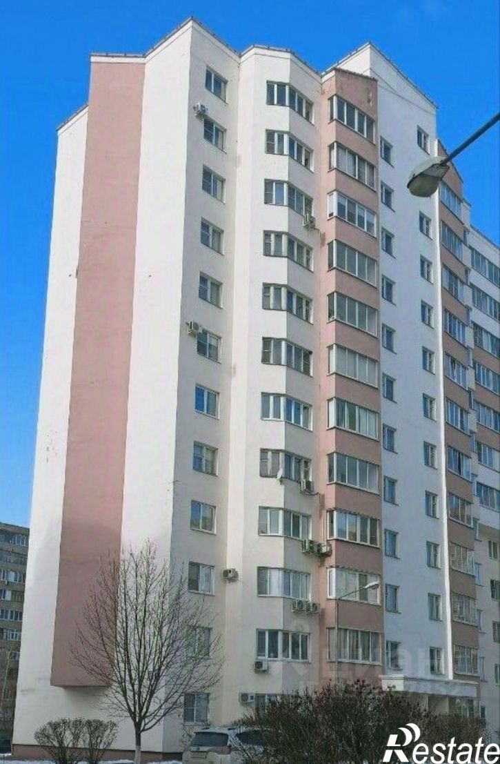 3-комн квартира Степной мкр, 8,  д. 8