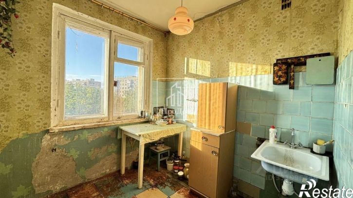 2-комн квартира Парковый мкр, 1,  д. 1