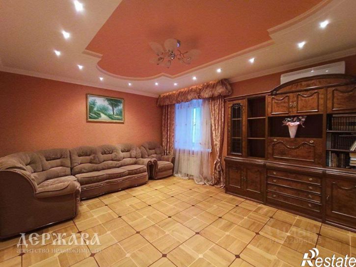 4-комн квартира Восточный мкр, 50,  д. 50