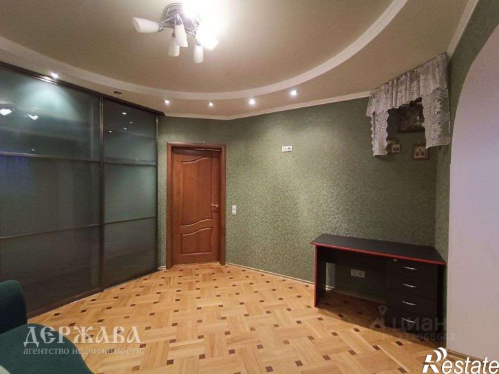 4-комн квартира Восточный мкр, 50,  д. 50