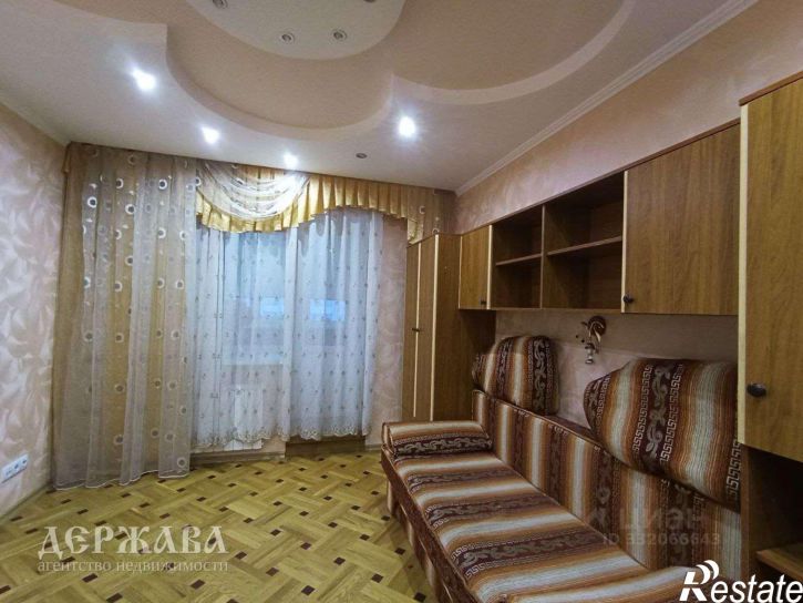 4-комн квартира Восточный мкр, 50,  д. 50