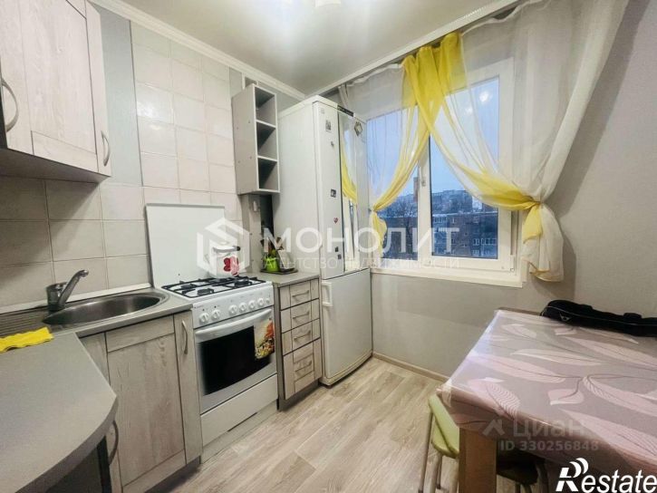 2-комн квартира мкр Лебединец, 12,  д. 12