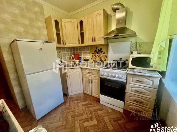 1-комн квартира мкр Приборостроитель, 12,  д. 12