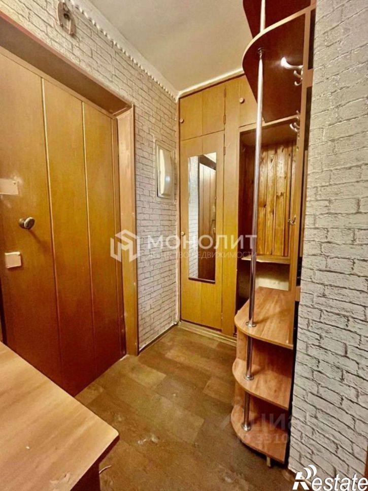 1-комн квартира мкр Приборостроитель, 12,  д. 12