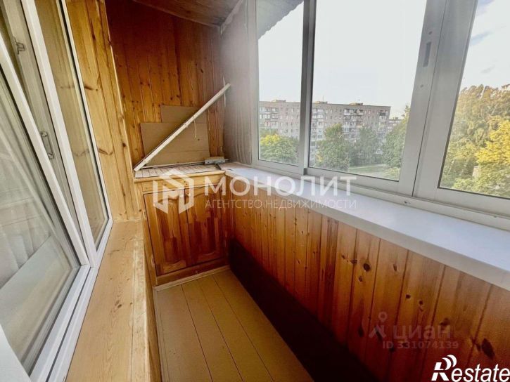 1-комн квартира мкр Приборостроитель, 12,  д. 12
