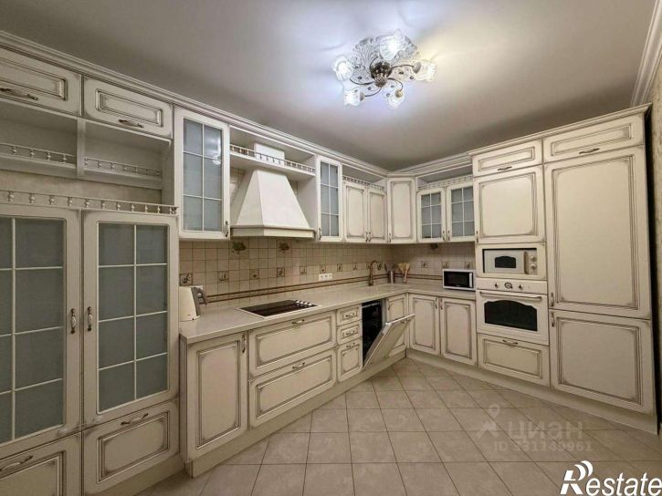 3-комн квартира мкр Дубрава квартал 3, 1,  д. 1