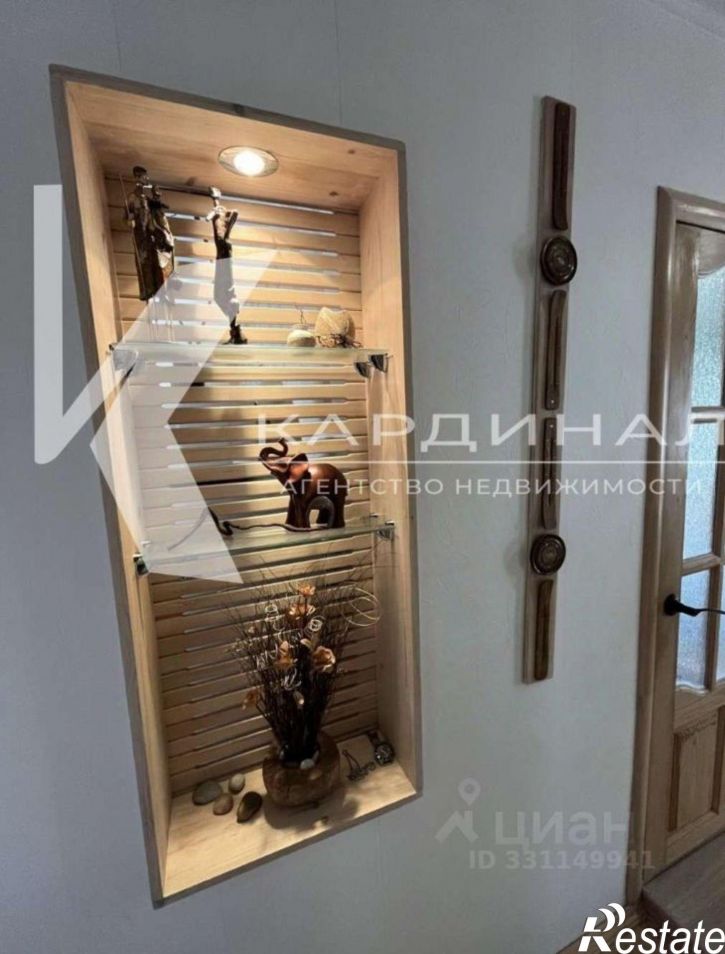 3-комн квартира мкр Космос, 1в,  д. 1в