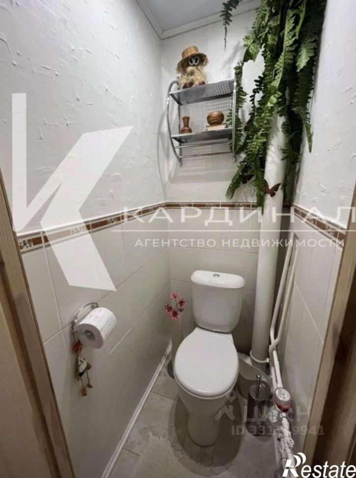 3-комн квартира мкр Космос, 1в,  д. 1в