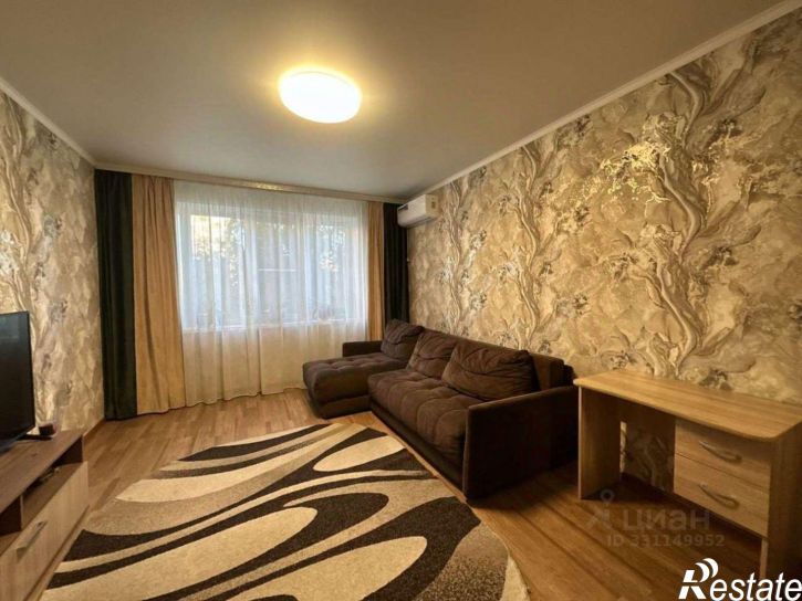 3-комн квартира Рудничный мкр, 10,  д. 10