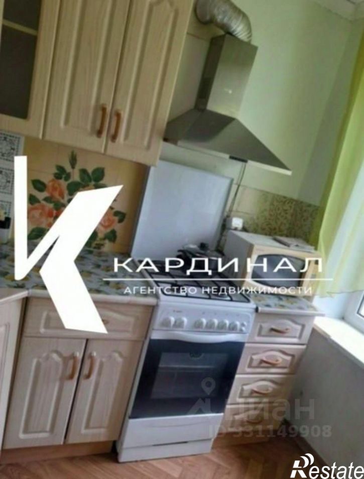 1-комн квартира мкр Приборостроитель, 12,  д. 12
