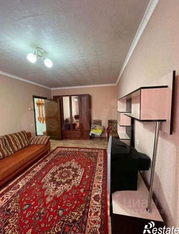 1-комн квартира мкр Буденного, 8,  д. 8