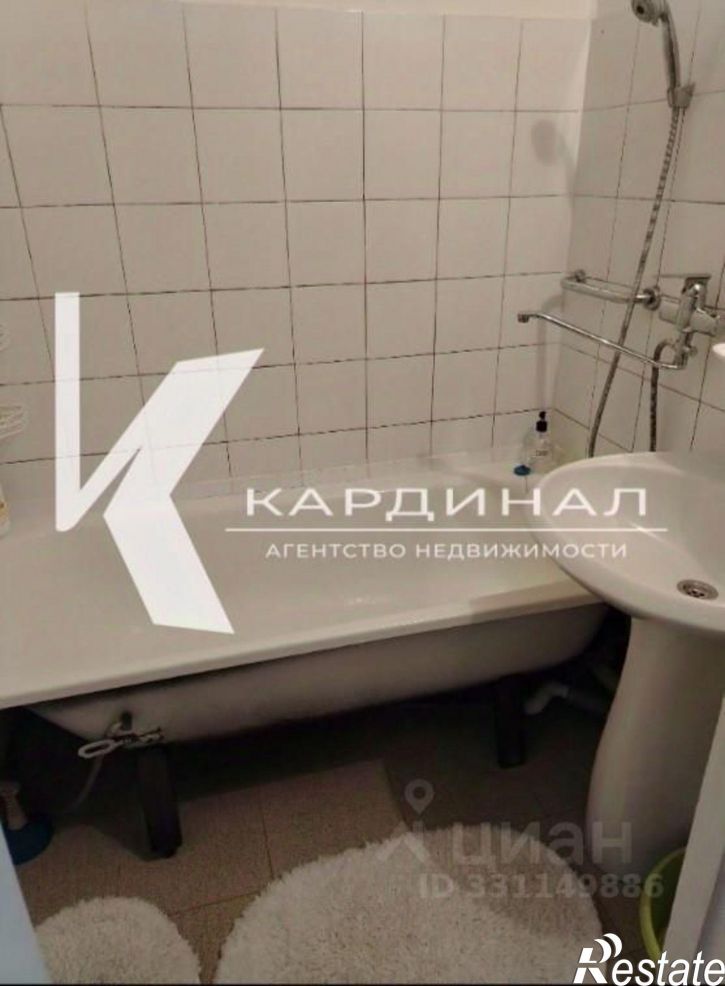 2-комн квартира Восточный мкр, 11,  д. 11