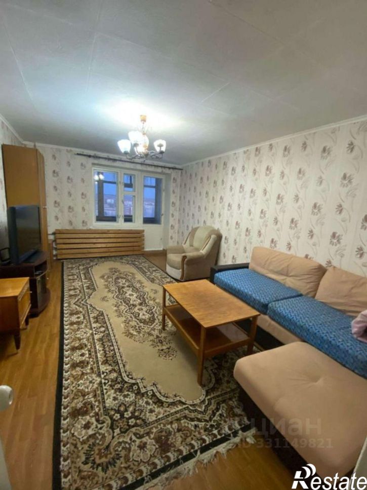 4-комн квартира мкр Макаренко, 40,  д. 40