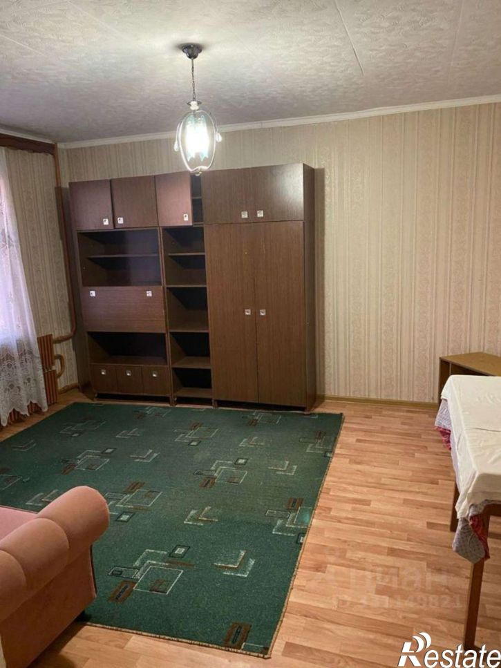 4-комн квартира мкр Макаренко, 40,  д. 40