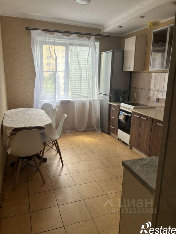 3-комн квартира мкр Жукова, 27,  д. 27