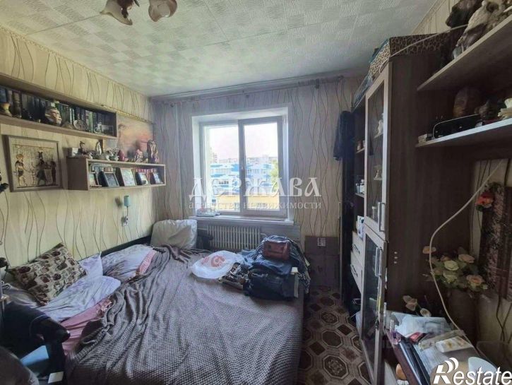 4-комн квартира мкр Молодогвардеец, 11,  д. 11
