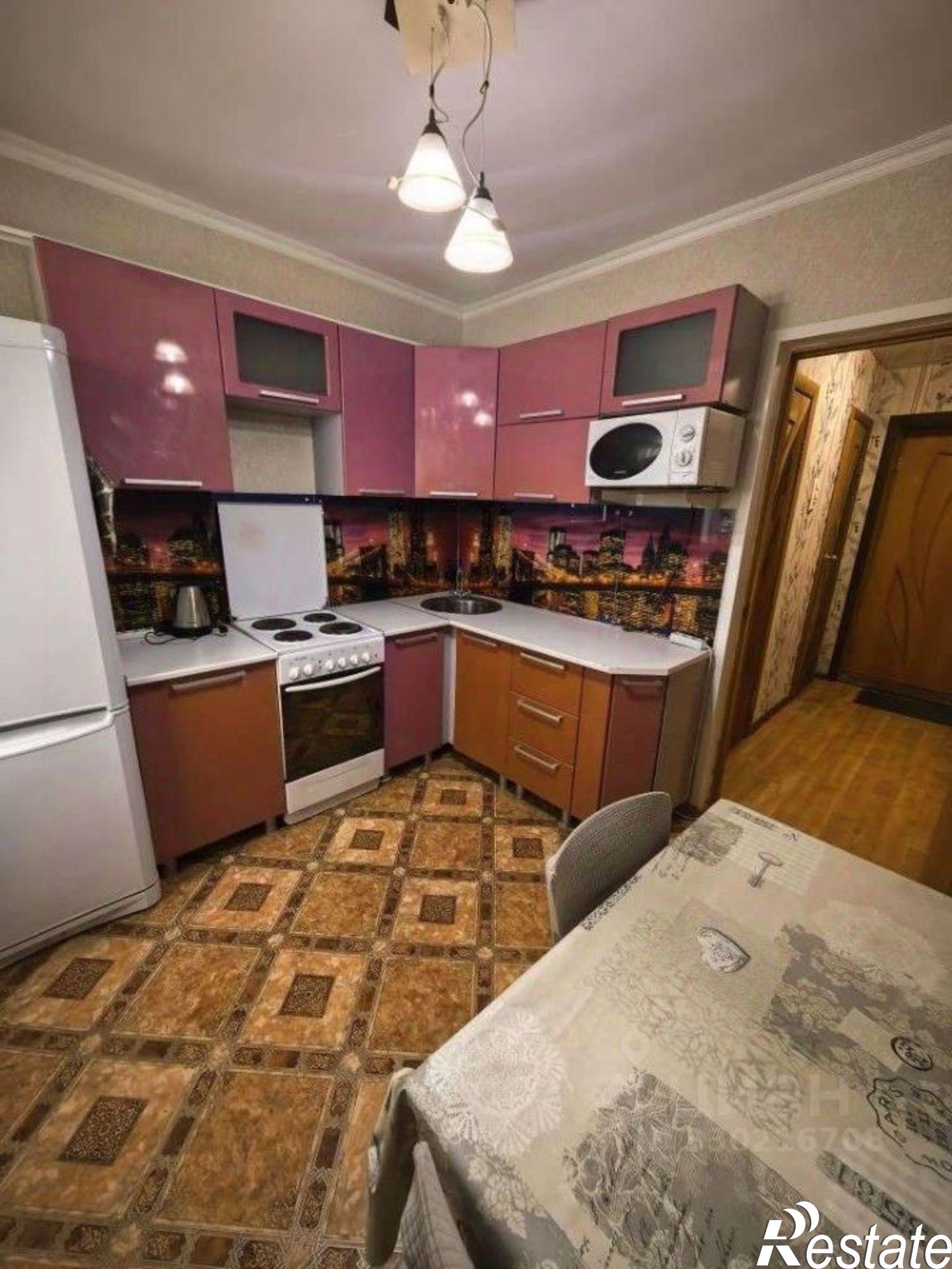 Сдать квартиру за 18 000 рублей на мкр Космос, 1б