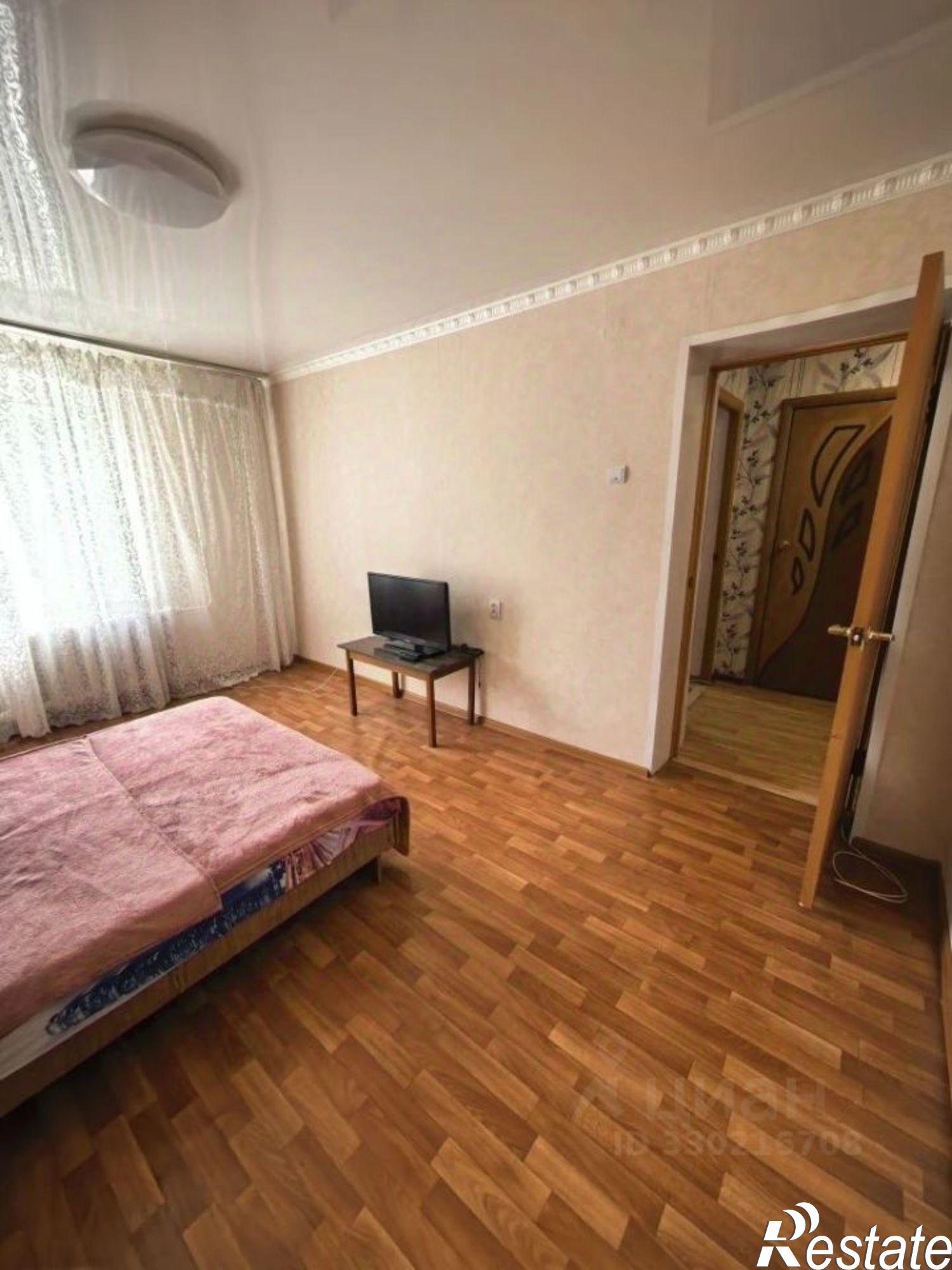 Сдать квартиру за 18 000 рублей на мкр Космос, 1б