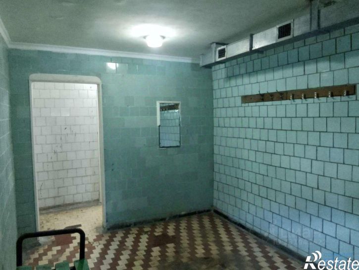 Комната мкр Горняк, 18,  д. 18
