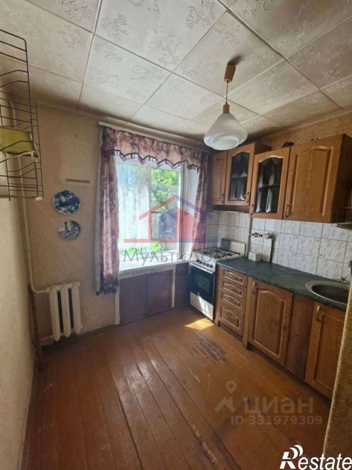 2-комн квартира мкр Горняк, 22,  д. 22