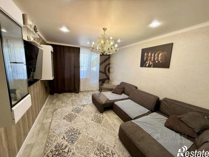 3-комн квартира мкр Заречье, 6,  д. 6