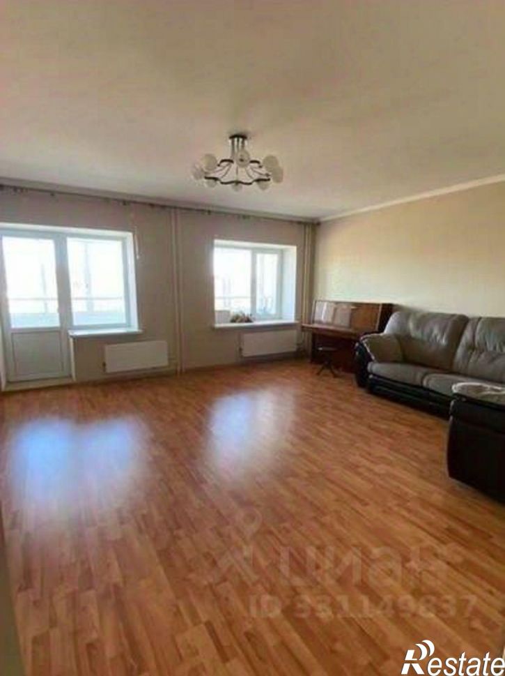 3-комн квартира Степной мкр, 34,  д. 34