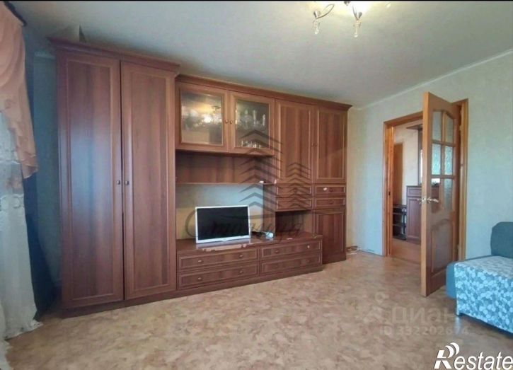 3-комн квартира ул Хмелева, 4,  д. 4
