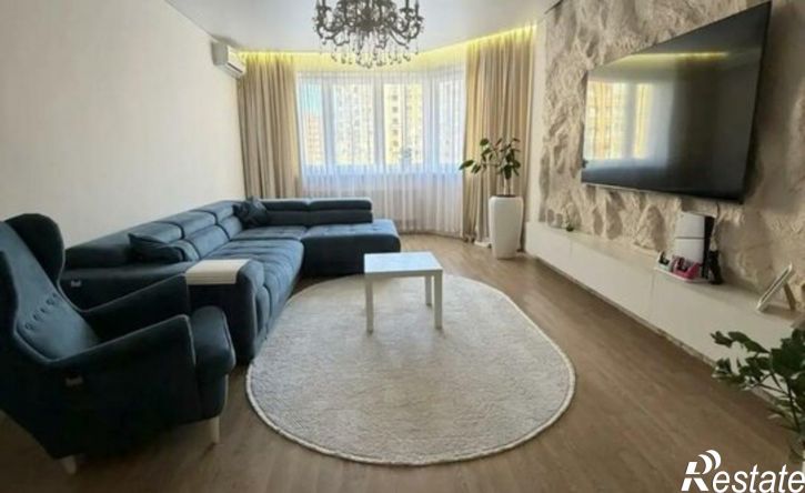 3-комн квартира Степной мкр, 24,  д. 24