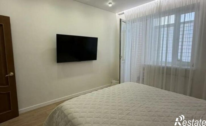 3-комн квартира Степной мкр, 24,  д. 24